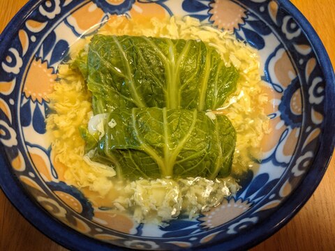 市販の餃子でロール白菜　たまごあんかけ